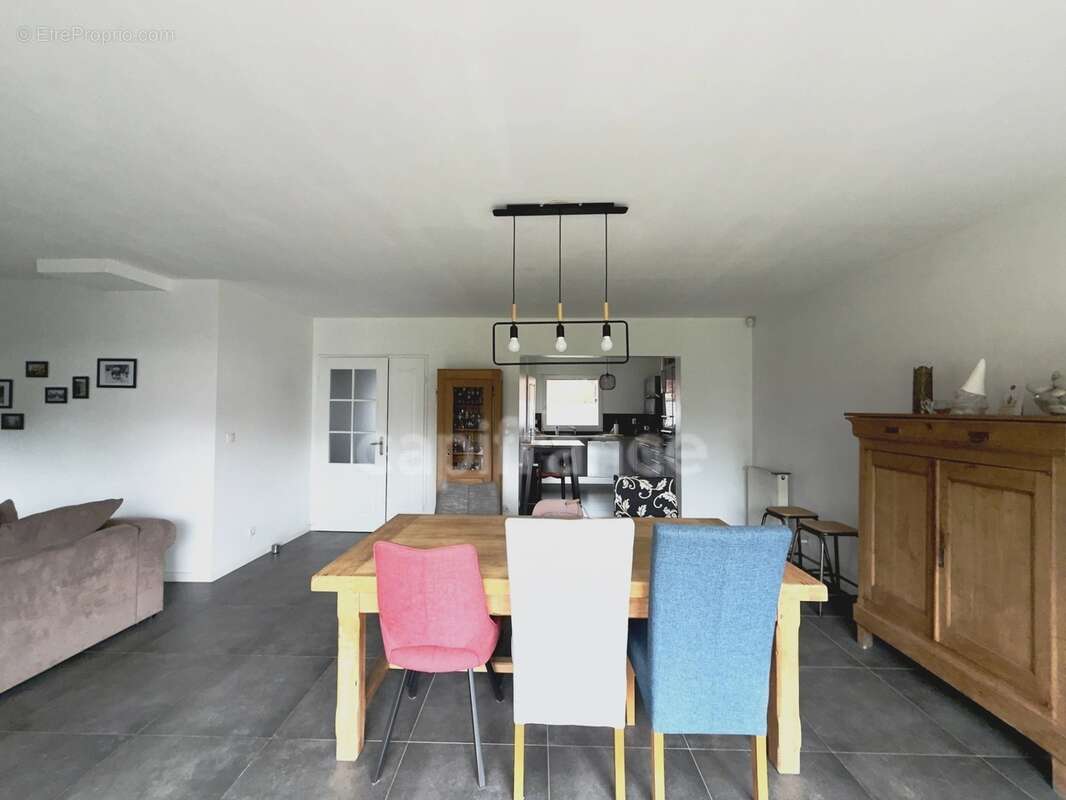 Maison familiale 4 chambres avec jardin et garage Secteur calme et recherché - photo 6