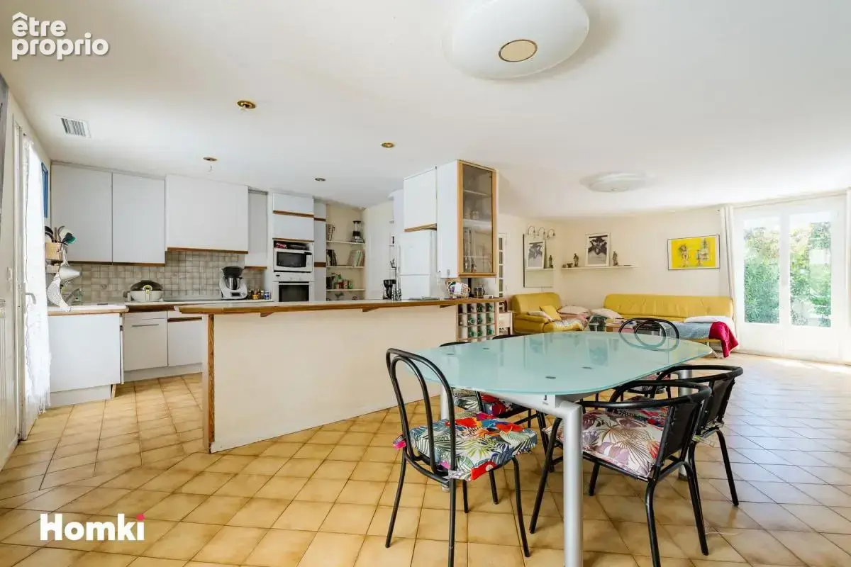 Maison/Villa T6 de 140 m² à La Salvetat-Saint-Gilles 31880 - photo 4