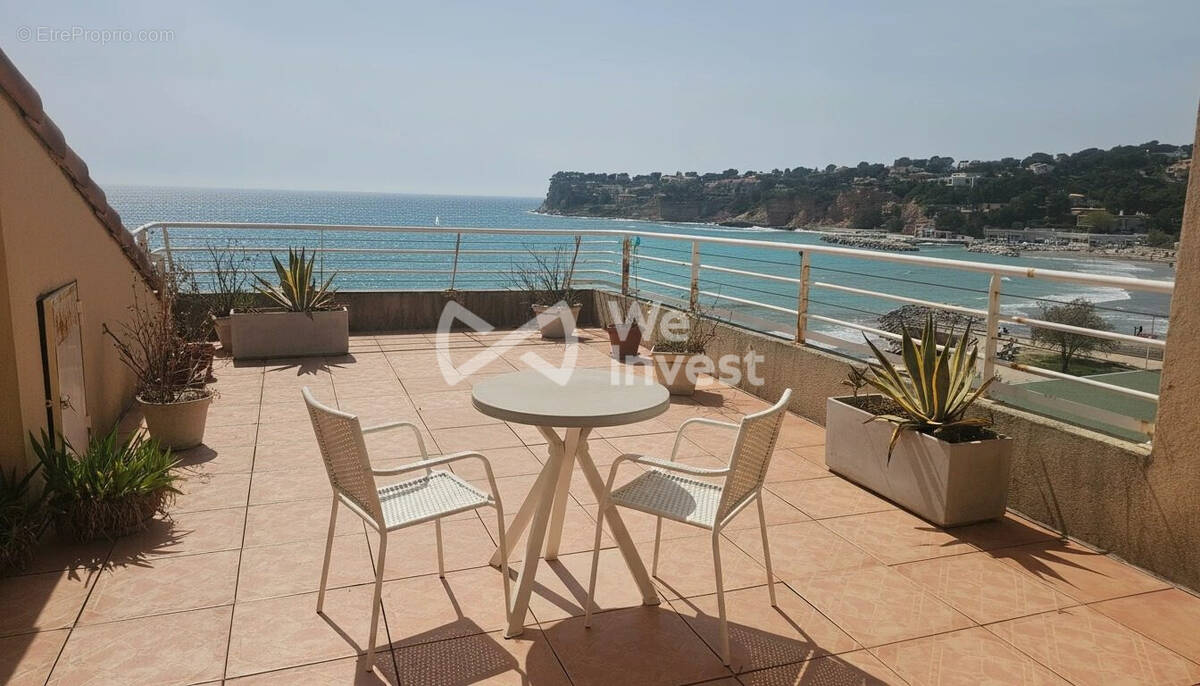 Appartement à CARRY-LE-ROUET