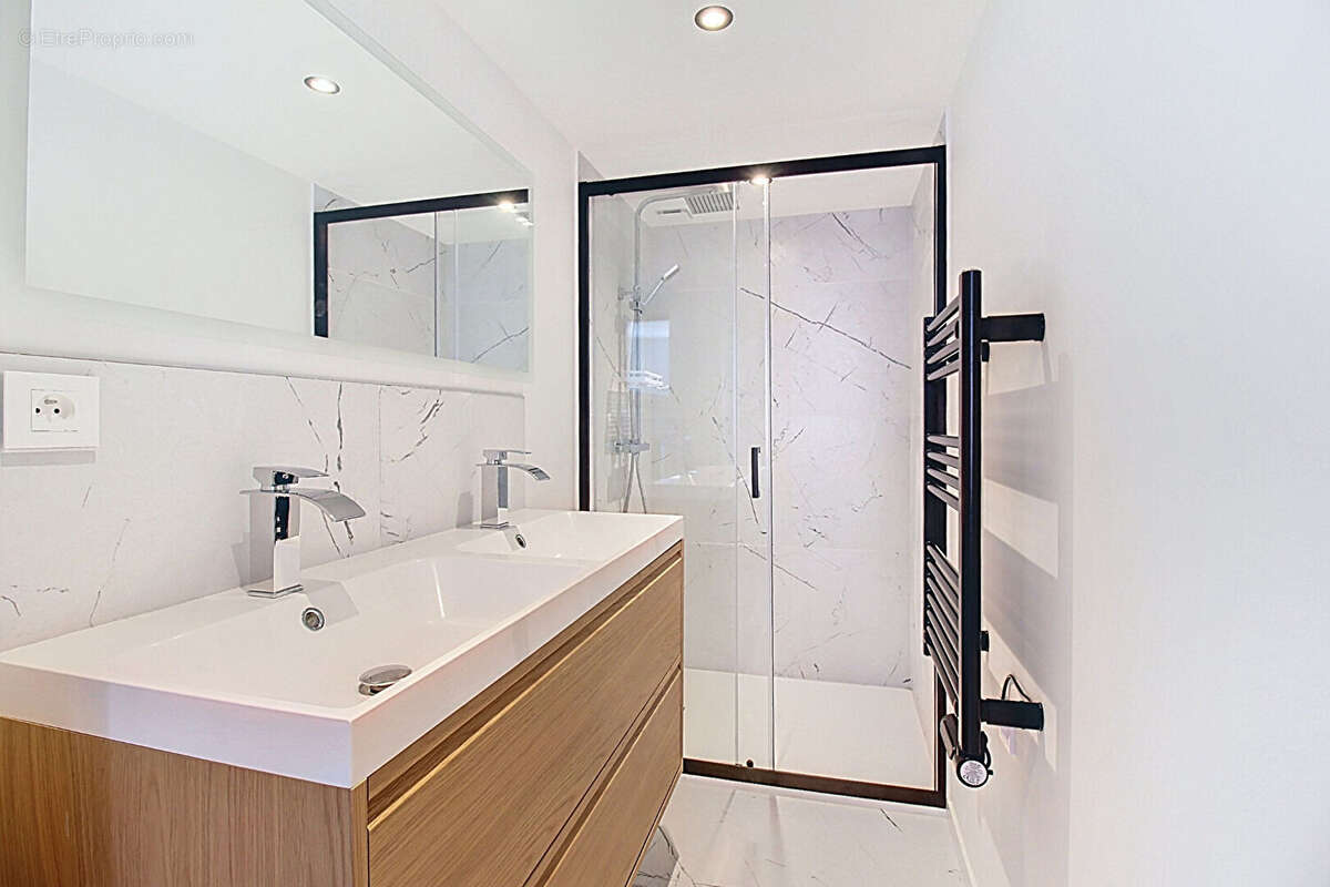 Appartement à DRAGUIGNAN