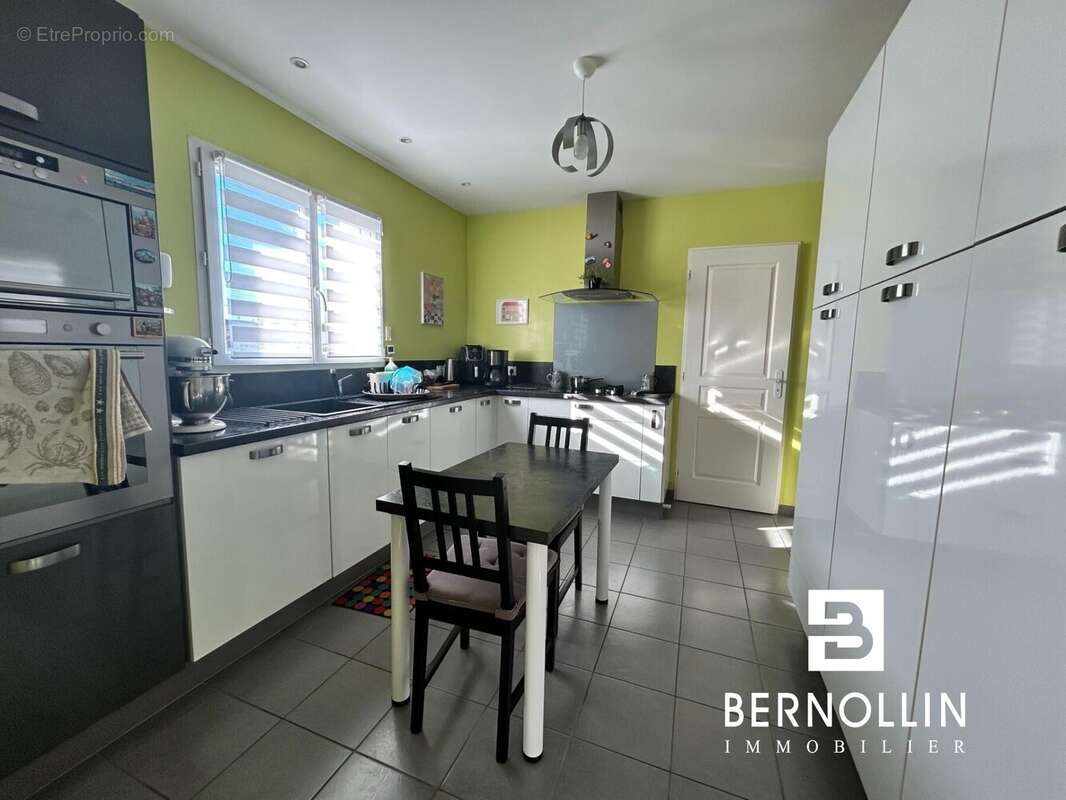 Maison à AMBERIEU-EN-BUGEY