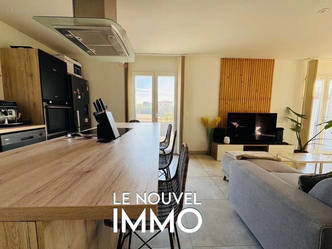 Maison à PELISSANNE