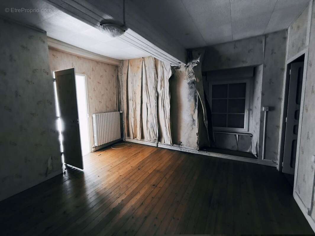 Maison à L'EPINAY-LE-COMTE