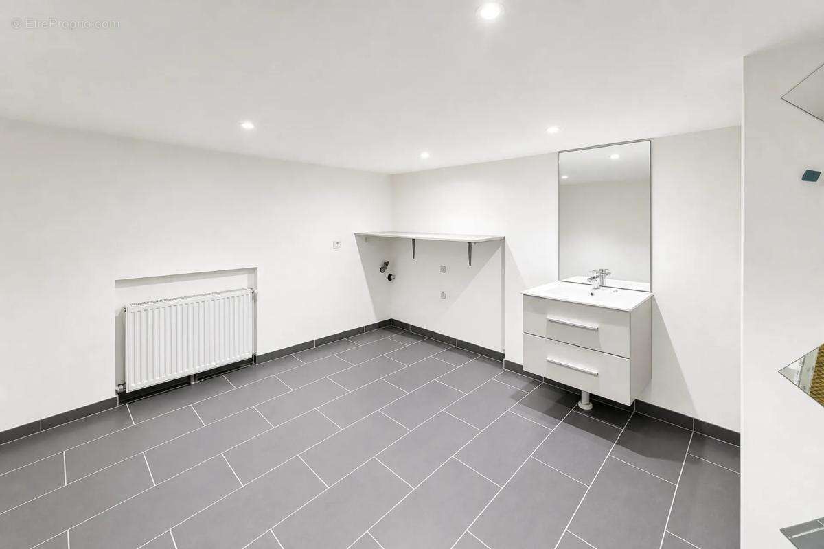 Maison rénovée 6 pièces à Bergerac - photo 10