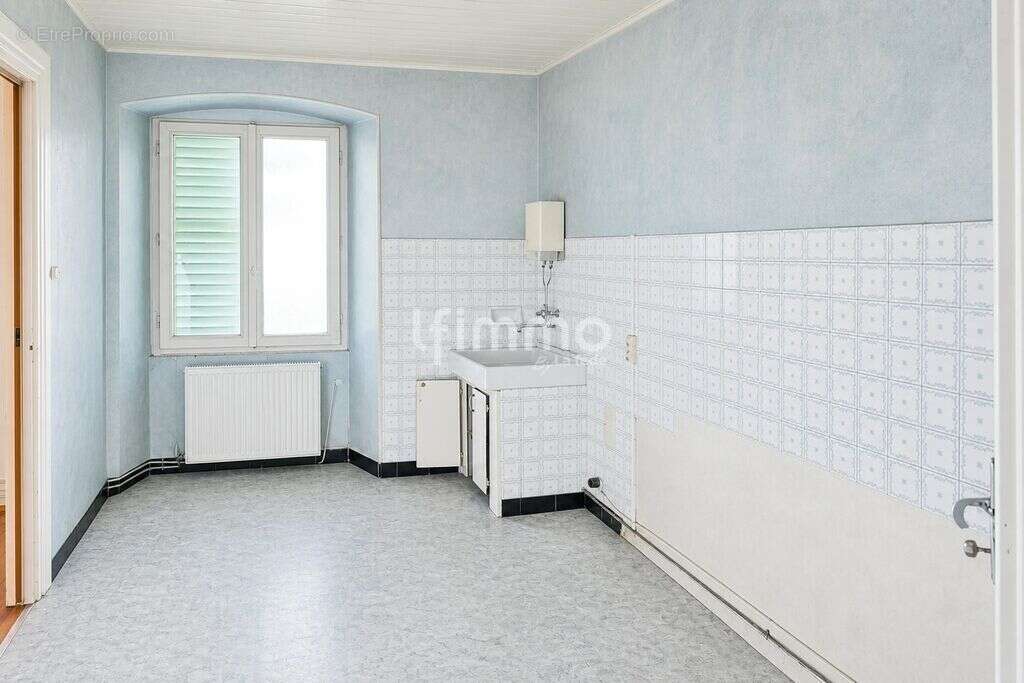 Maison de caractère à réinventer à Mollau - photo 8