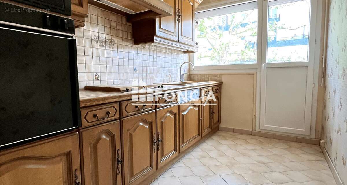 Appartement à RUEIL-MALMAISON