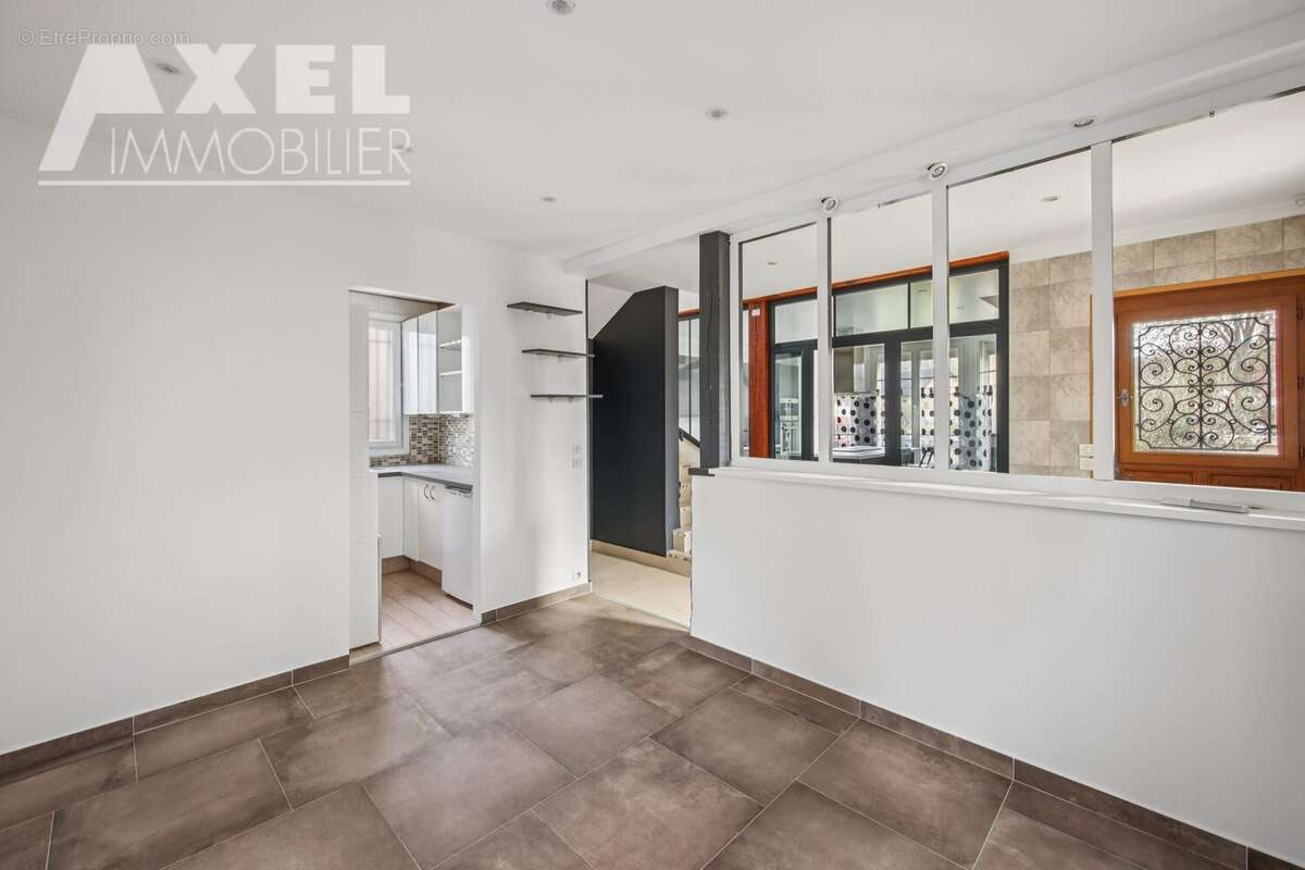 Maison à BOIS-D'ARCY