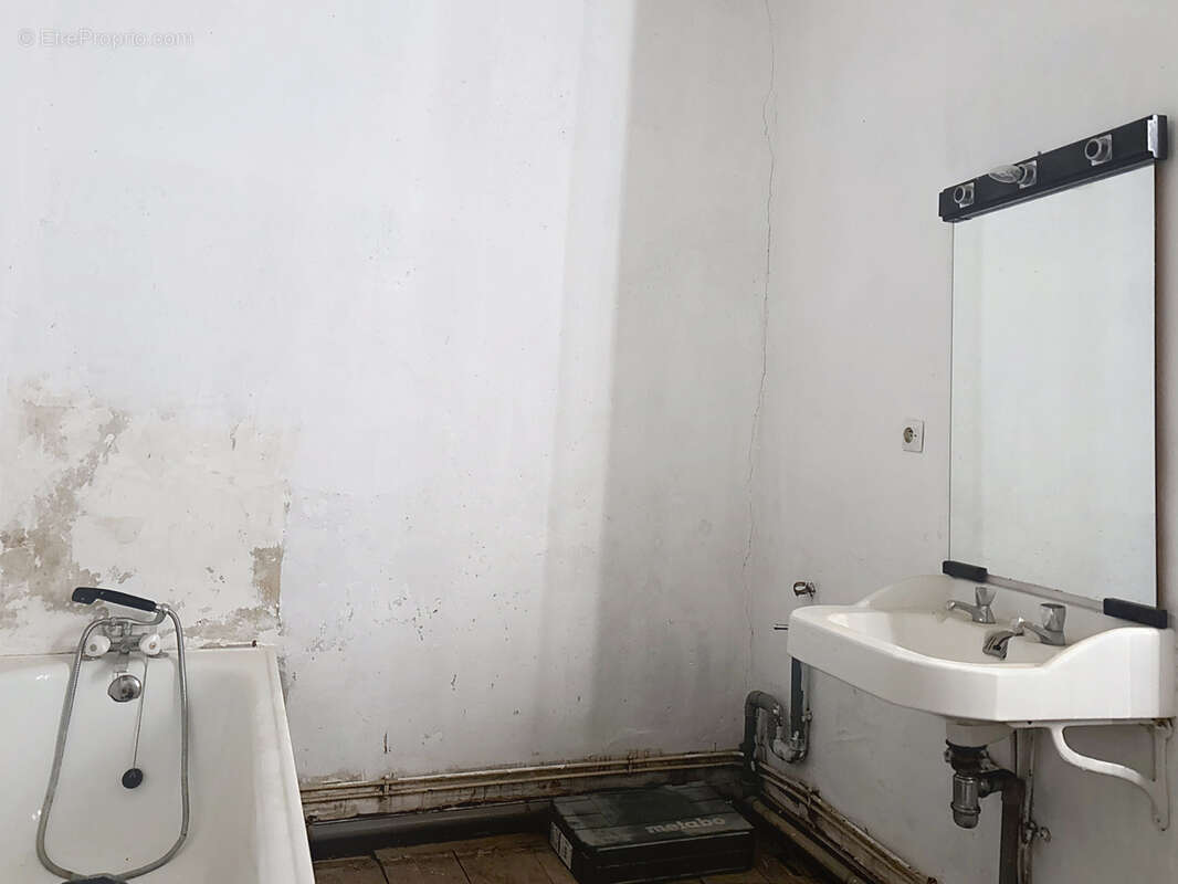 Maison à JUVIGNY-LE-TERTRE