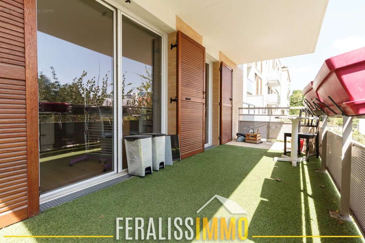 Grand F2 avec extérieur dans immeuble de 2009 ! - photo 10