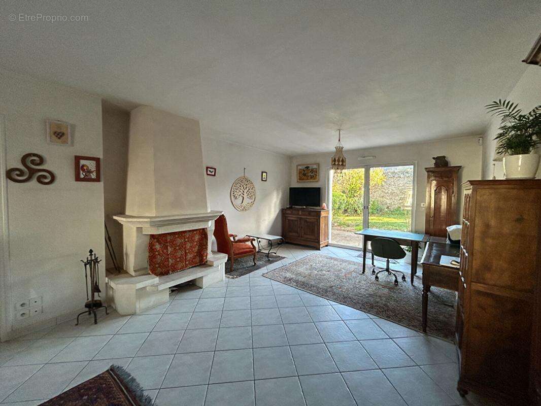 Maison à MESANGER