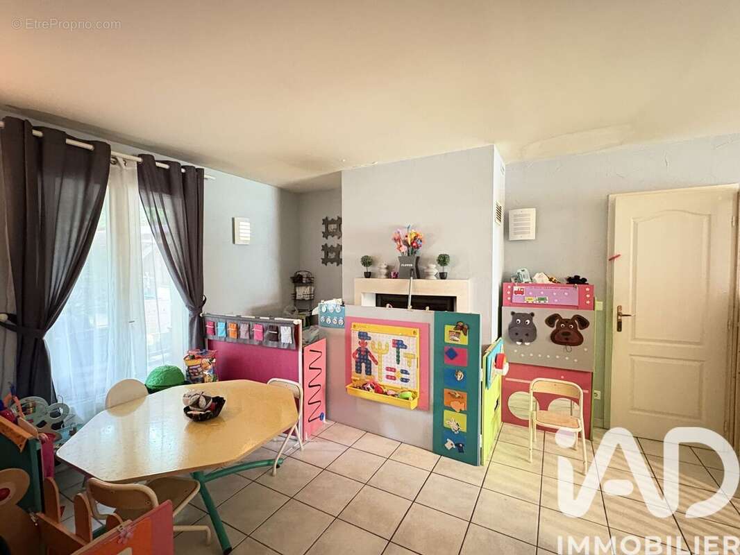 Photo 3 - Maison à AMBARES-ET-LAGRAVE