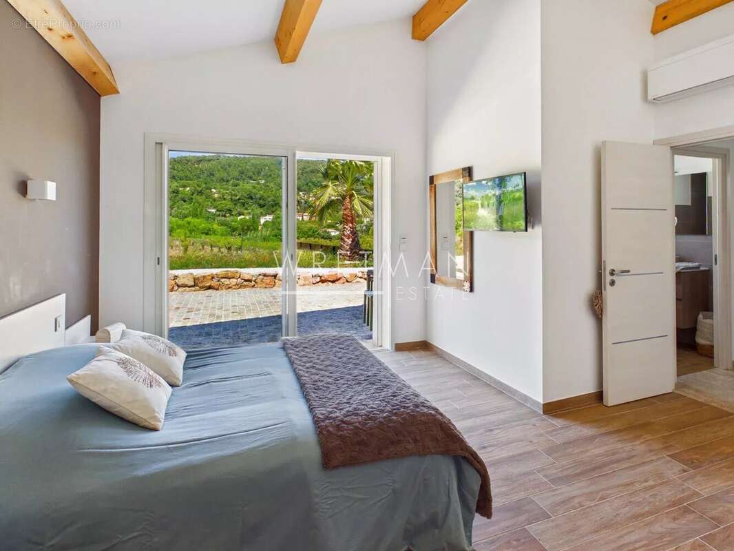 Maison à LA MOTTE