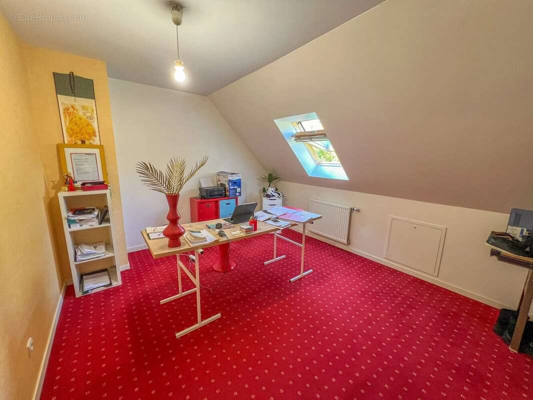 Maison à SAINT-REMY-LES-CHEVREUSE