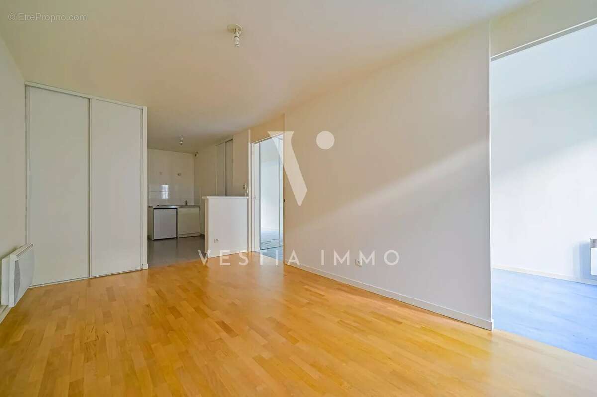Paris 20e – saint-fargeau  2p habition/professionnel/investissement   au calme - photo 7