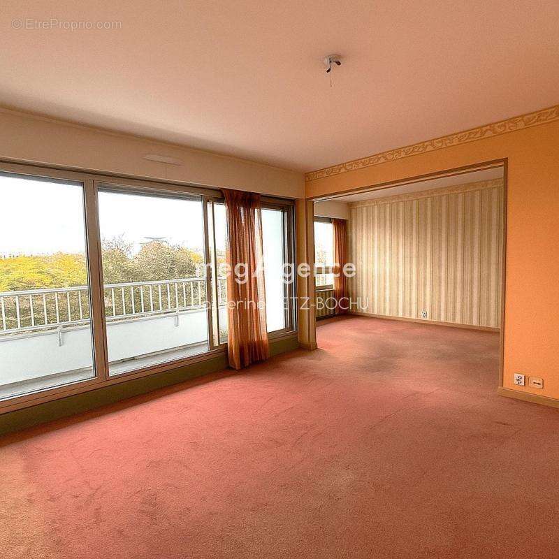 Appartement à SAINT-GRATIEN