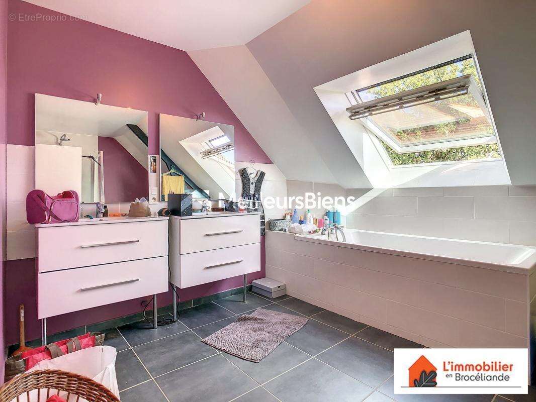 Maison à PLELAN-LE-GRAND