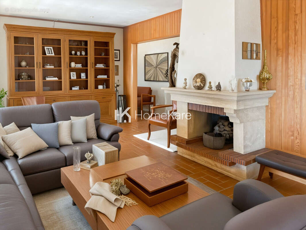 Maison à CASTELGINEST