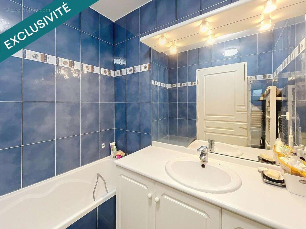 Photo 8 - Appartement à MARSEILLE-8E