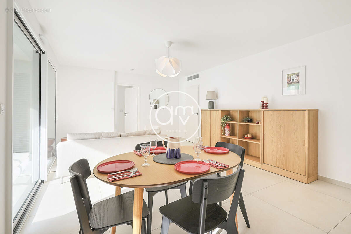 Hyeres gambetta - appartement t4 - residence neuve 2025 - garage double - frais de notaire reduits - photo 4
