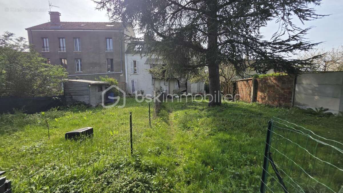 Appartement F3 - 50 m2 - 2 chambres -  jardin privatif 150 m2 - photo 11