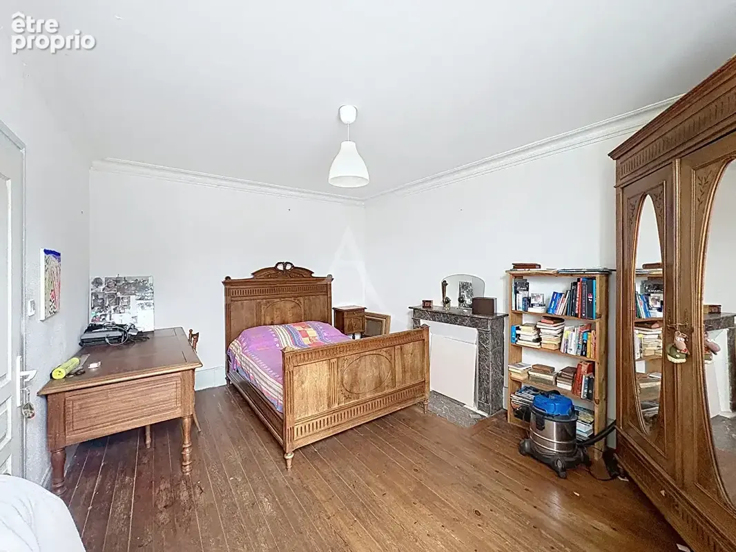 Maison Chateau Gontier Sur Mayenne - 3 appartements - photo 7