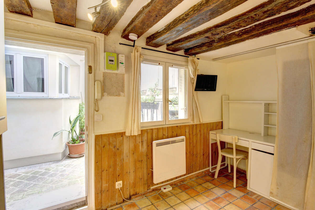 Appartement à PARIS-4E