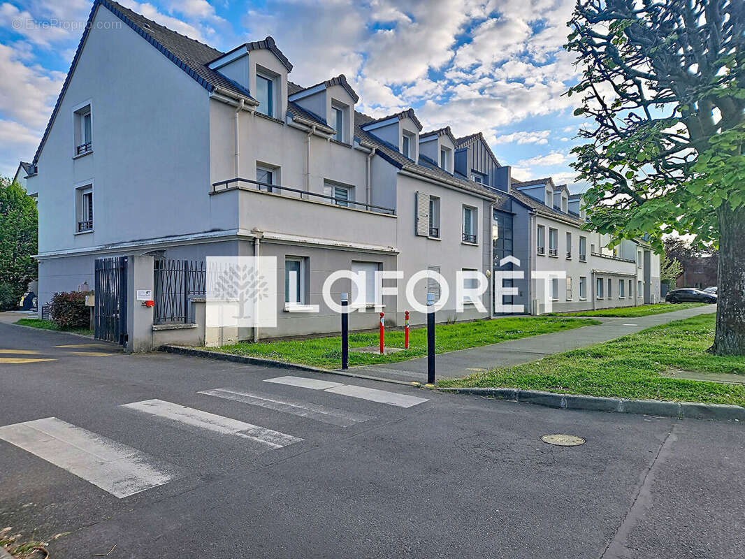 Appartement à MOISSY-CRAMAYEL