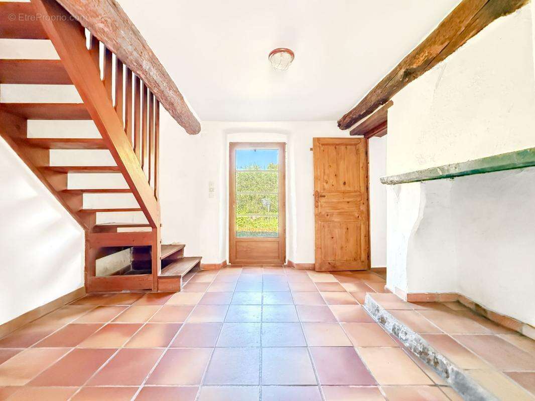 Maison à DRAP