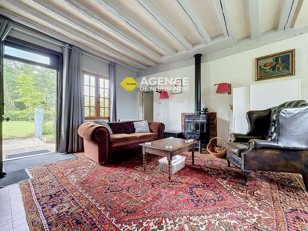 Maison à MONTREUIL-L'ARGILLE