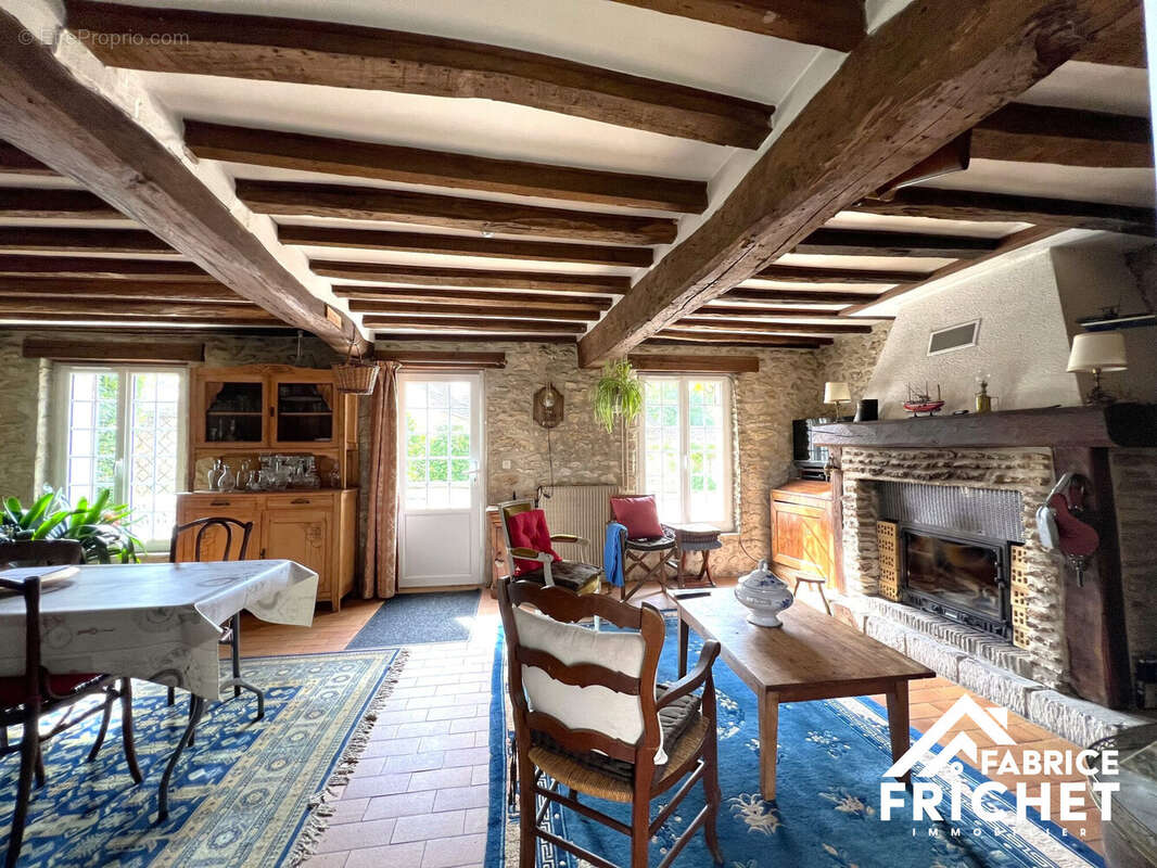 Maison à PACY-SUR-EURE