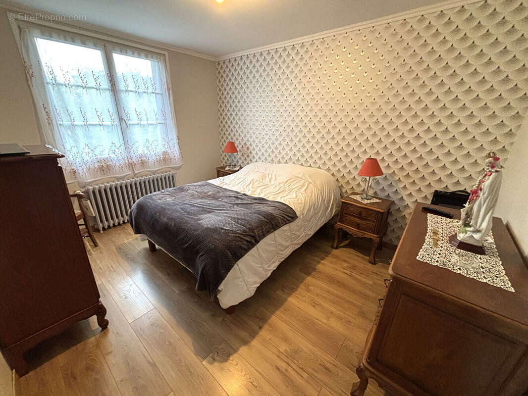 Maison à SAINTE-GENEVIEVE