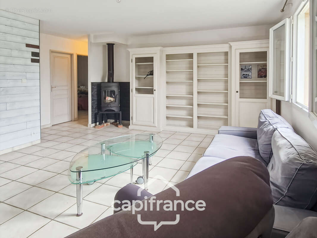 Maison à vendre 4 pièces ROQUEMAURE (30)-107m²-terrain 1540m² avec piscine et grand garage - photo 17