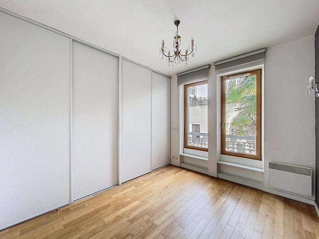 Appartement à SAINT-MAUR-DES-FOSSES