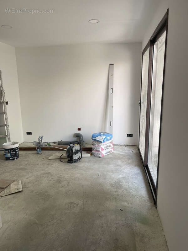 Commerce à SAINT-MAUR-DES-FOSSES