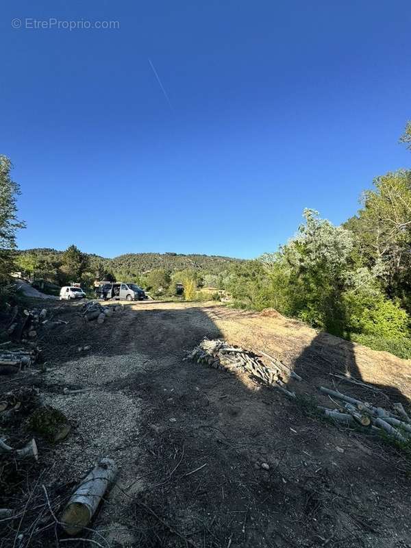 Terrain à VILLECROZE