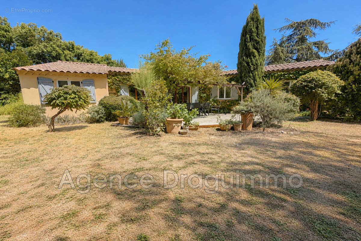 Maison à TRANS-EN-PROVENCE