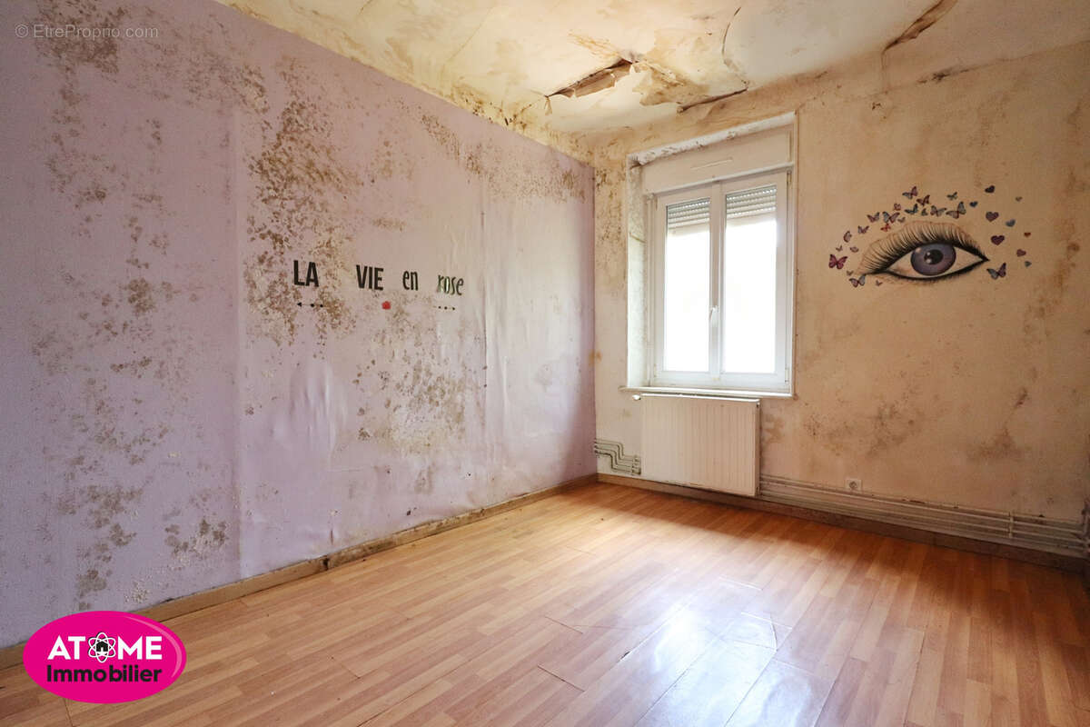 Appartement à AUBOUE