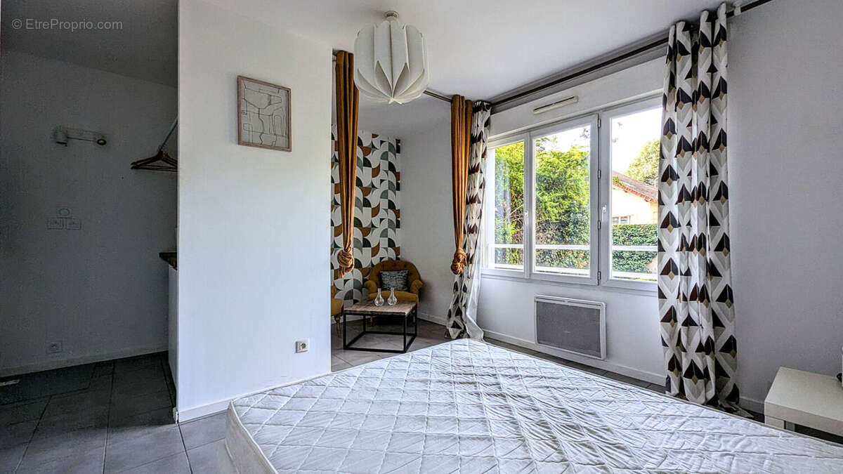 Appartement Saint Denis 4 pièce(s) 58.85 m2 - photo 4