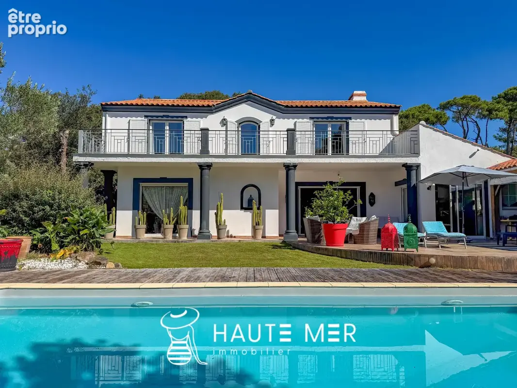 Photo Maison à Talmont-Saint-Hilaire au prix de 1 352 000€