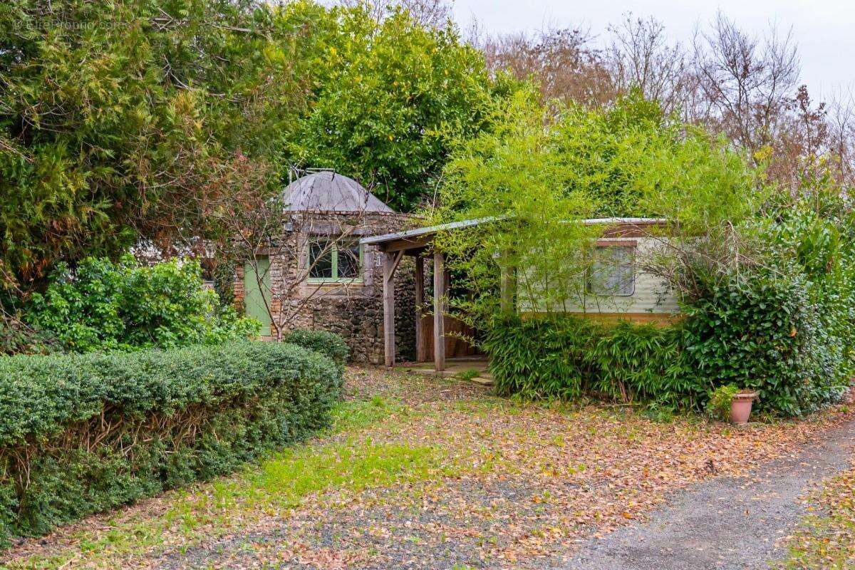 Maison à SAINT-JEAN-D'ASSE