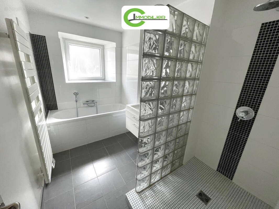 Maison à LA FERTE-BERNARD