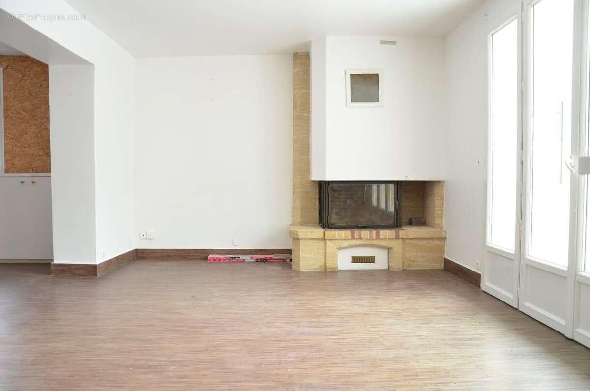 Maison à JOUARS-PONTCHARTRAIN