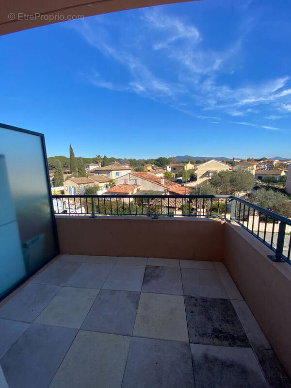 Appartement à FREJUS