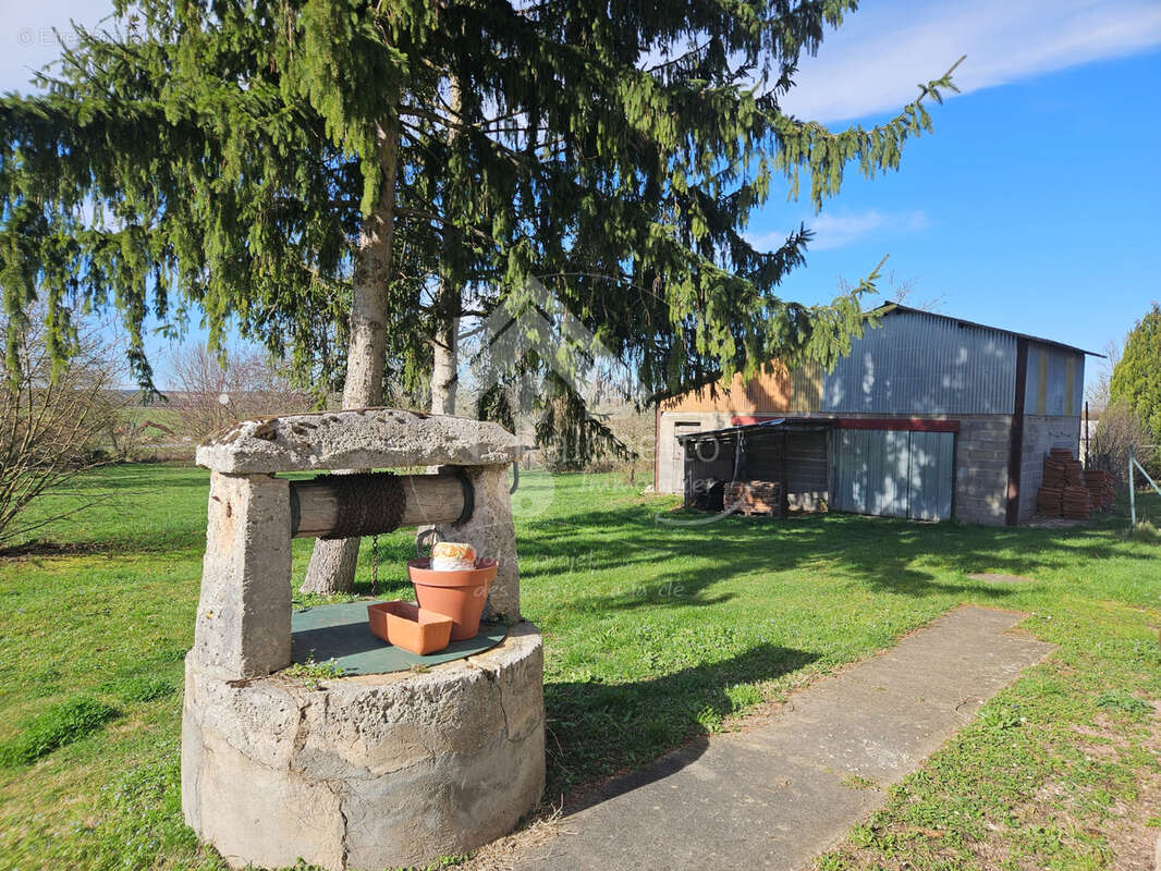 Maison à BOUCE