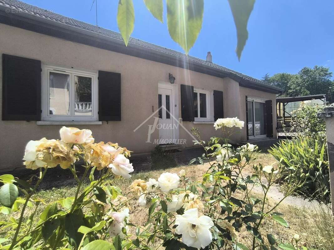 Maison à SAINT-ELOY-LES-MINES
