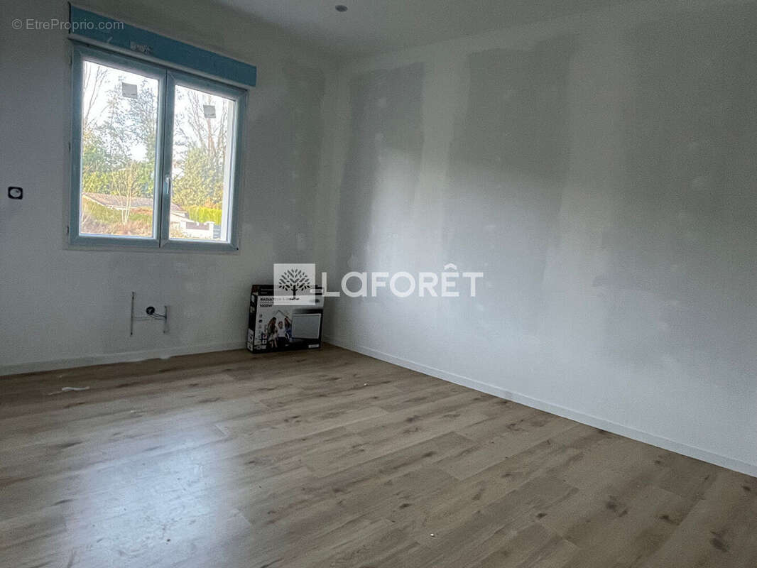 Maison à HONDAINVILLE