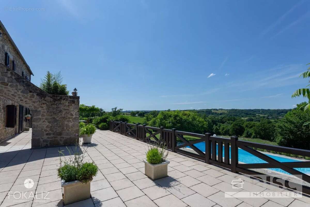 Maison à SAINT-ANDRE-DE-NAJAC