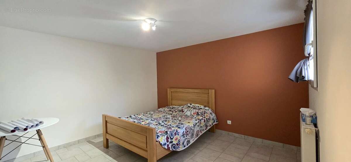 Maison à CHALLES-LES-EAUX