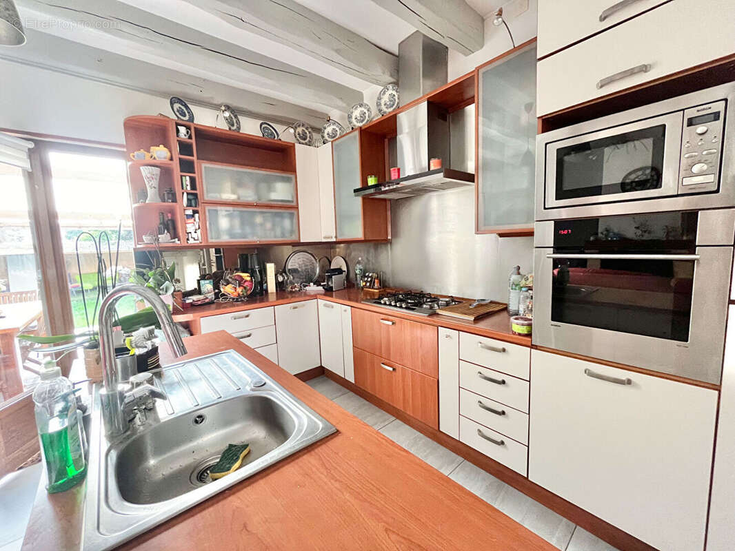 Maison à SARTROUVILLE