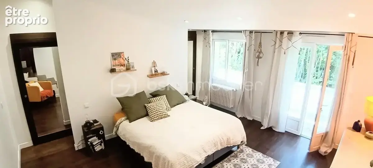 Maison familiale de caractère dans le Hameau de Vosves proche RER - photo 10